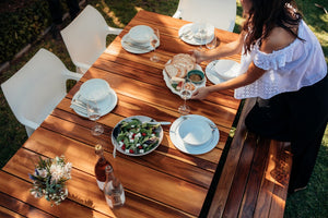 Decorating Your Outdoor Table