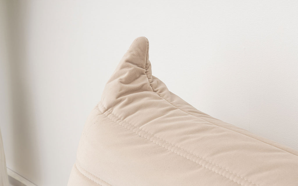 Linko Large Modern Tufted Lounge Chair