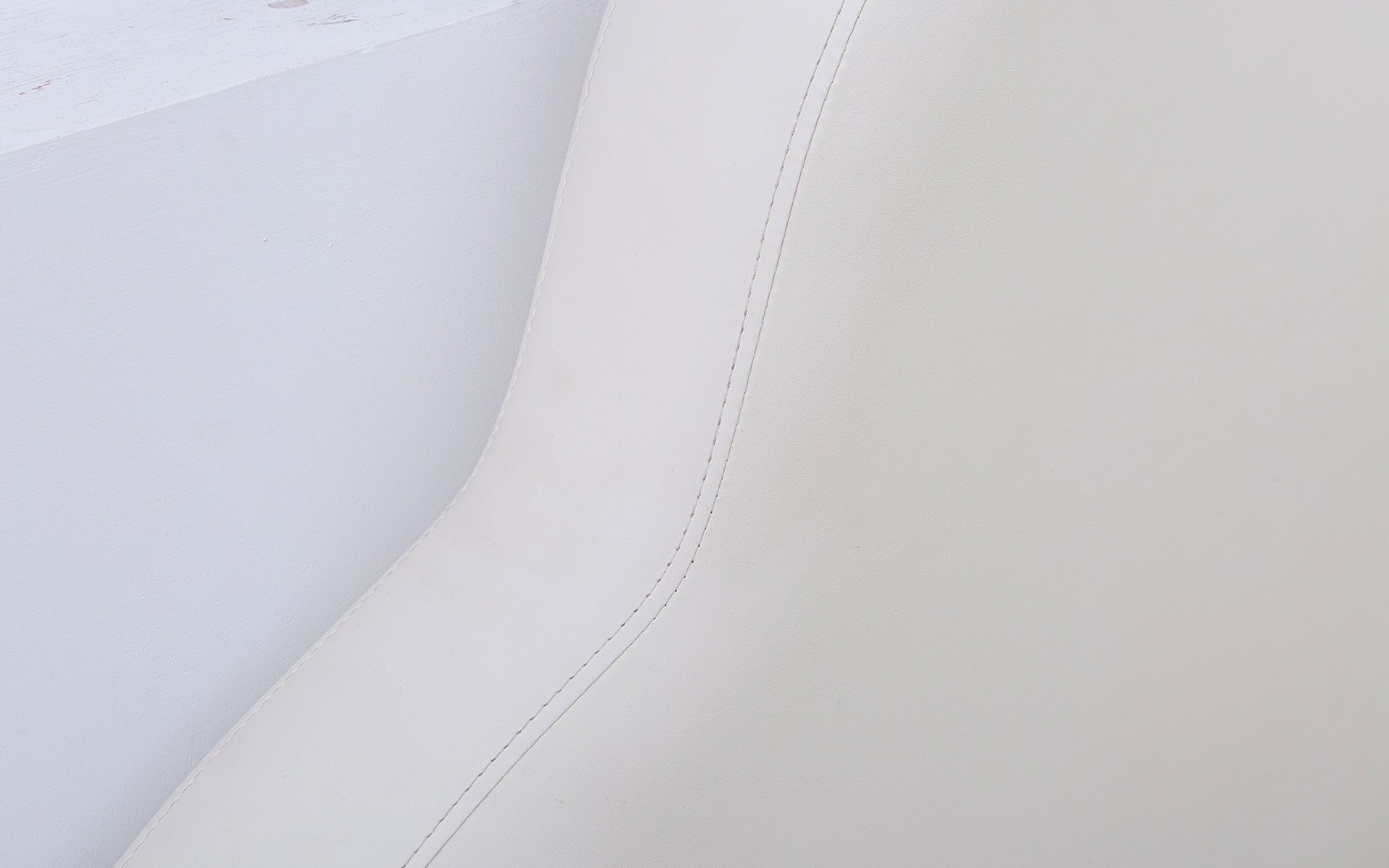 Mila Rabbit-Shape Leather Teen Bed