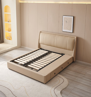 Erin Dreams Leather Bed