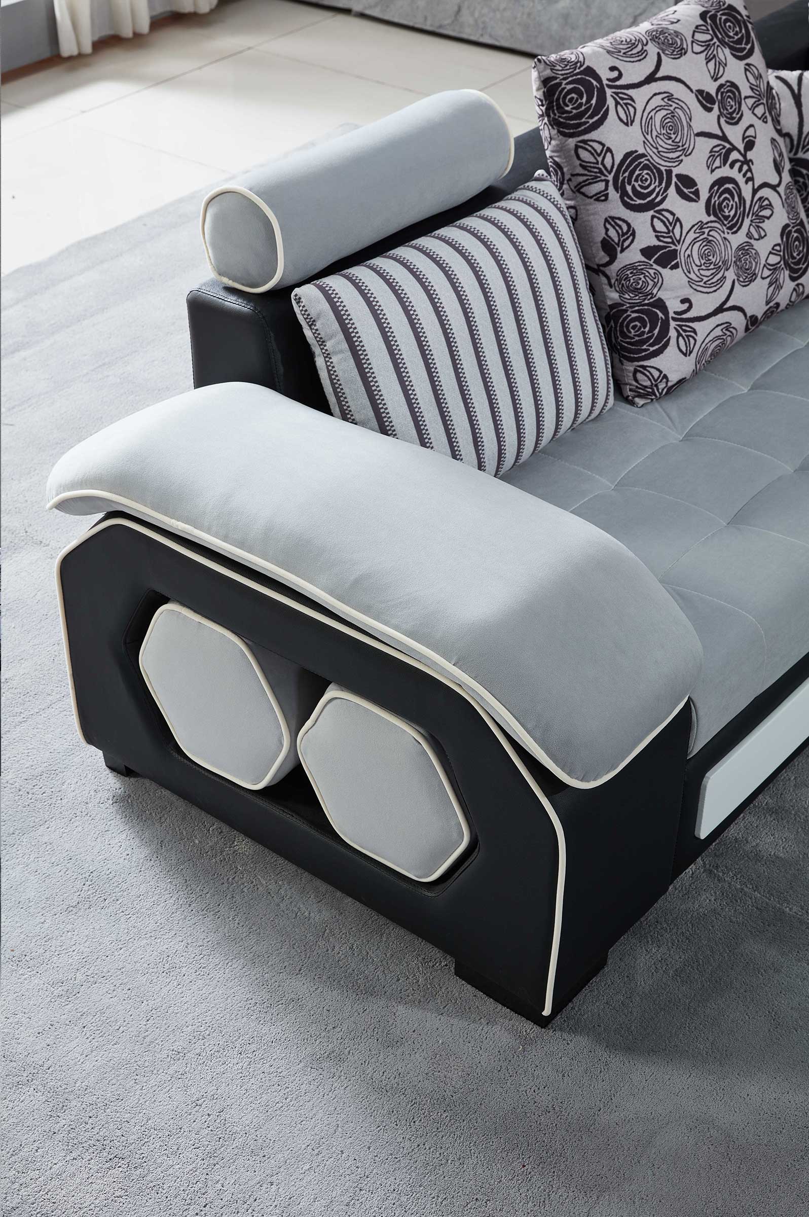 Selena Modular Tufted Sectional Style A(Light Grey & Black/White)