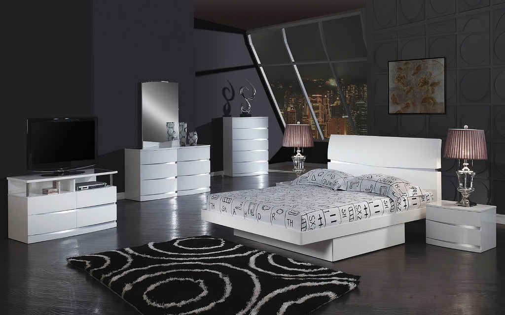 Wilkin Modern White Bed Set