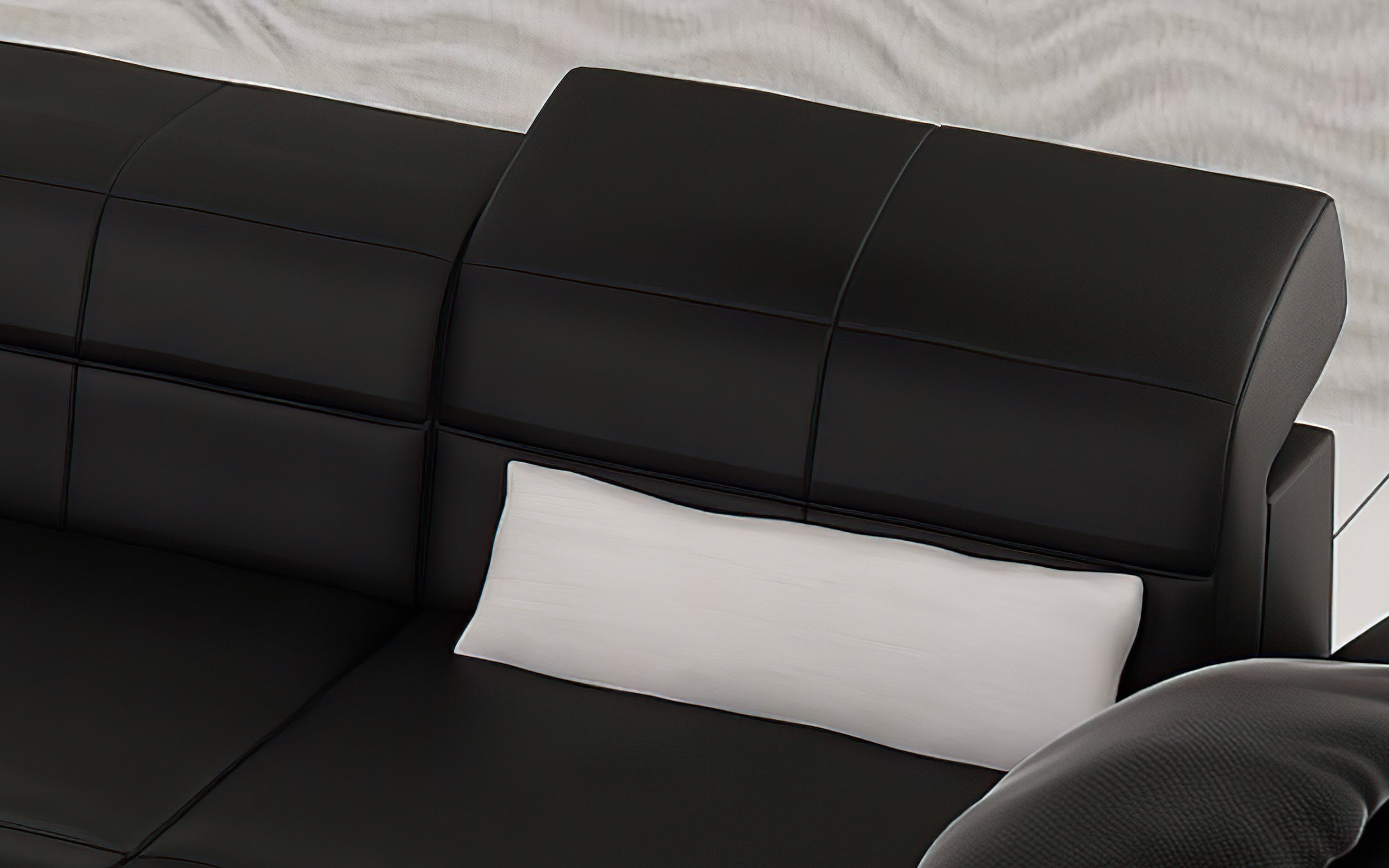 Gracia Leather Sectional Sofa With Chaise